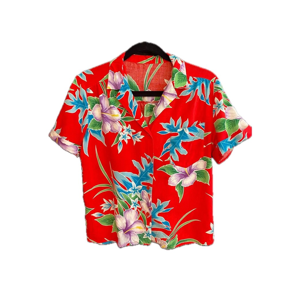 Handmade 1970s Cropped Hawaiian Blouse: Vintage Red Pleated Top